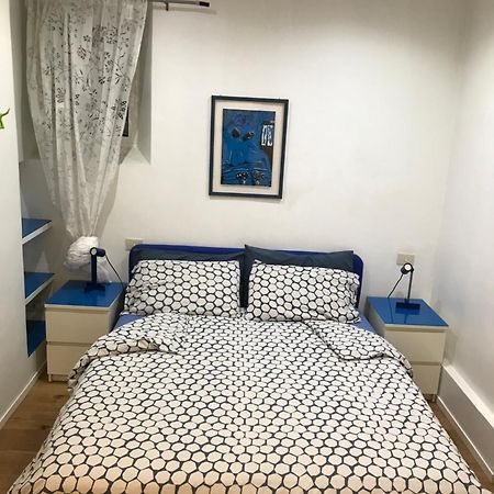 The Blu And Green Apartment Roma Esterno foto