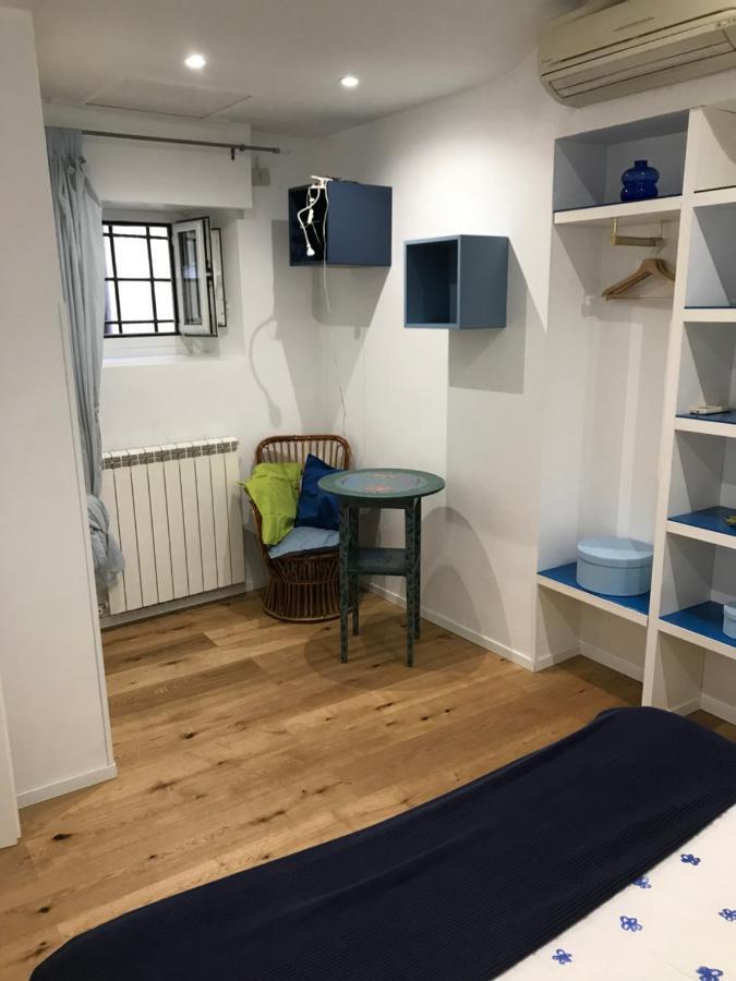 The Blu And Green Apartment Roma Esterno foto